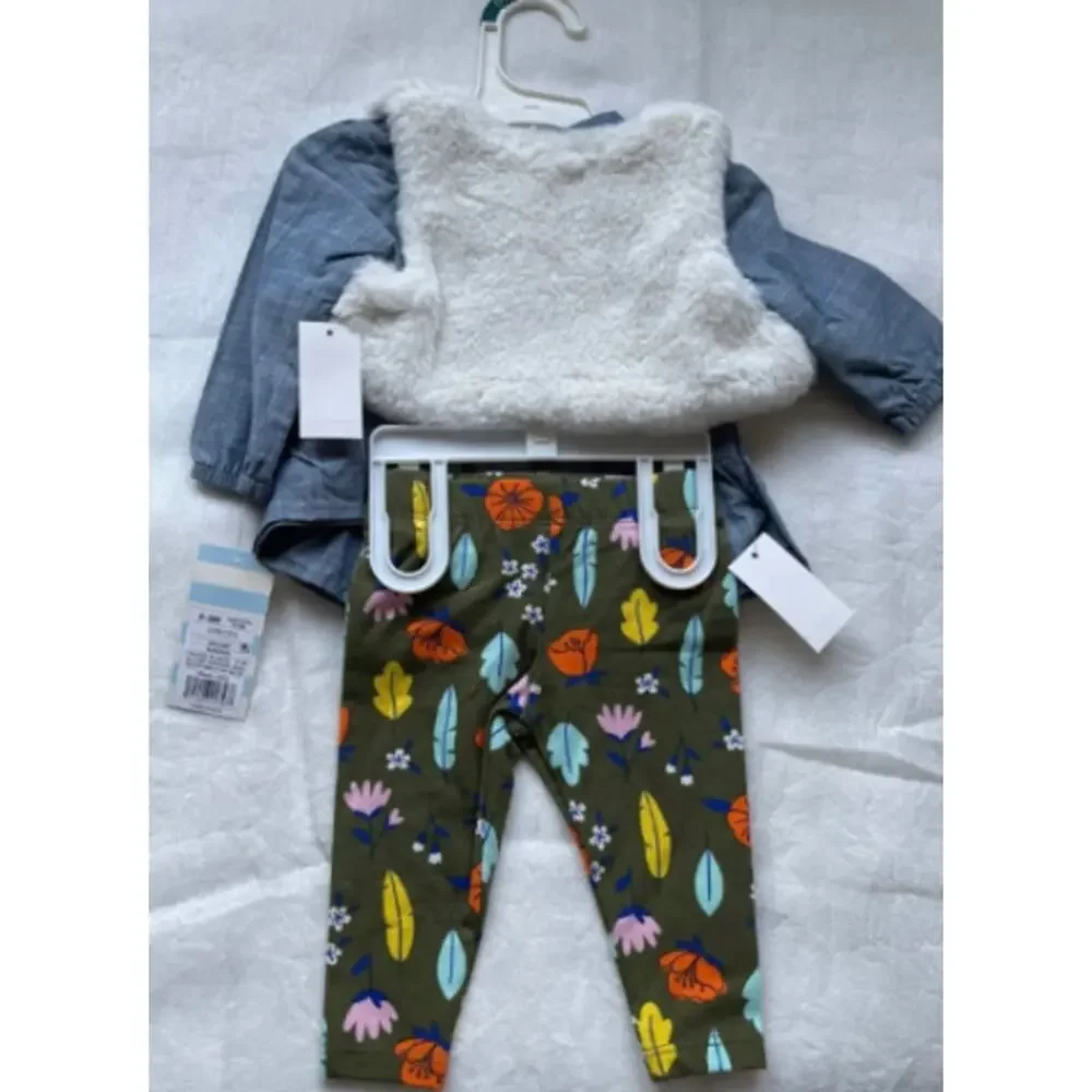 Beautiful Cat & Jack little girls outfit, NEW Size 0-3 month